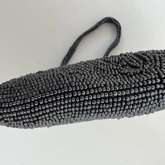 Delill Beaded Silver Evening Clutch Mini Bag Kisslock Closure Handmade in Japan - Picture 4 of 8